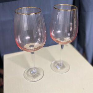 Elegant Gold-Rimmed Wine Glasses